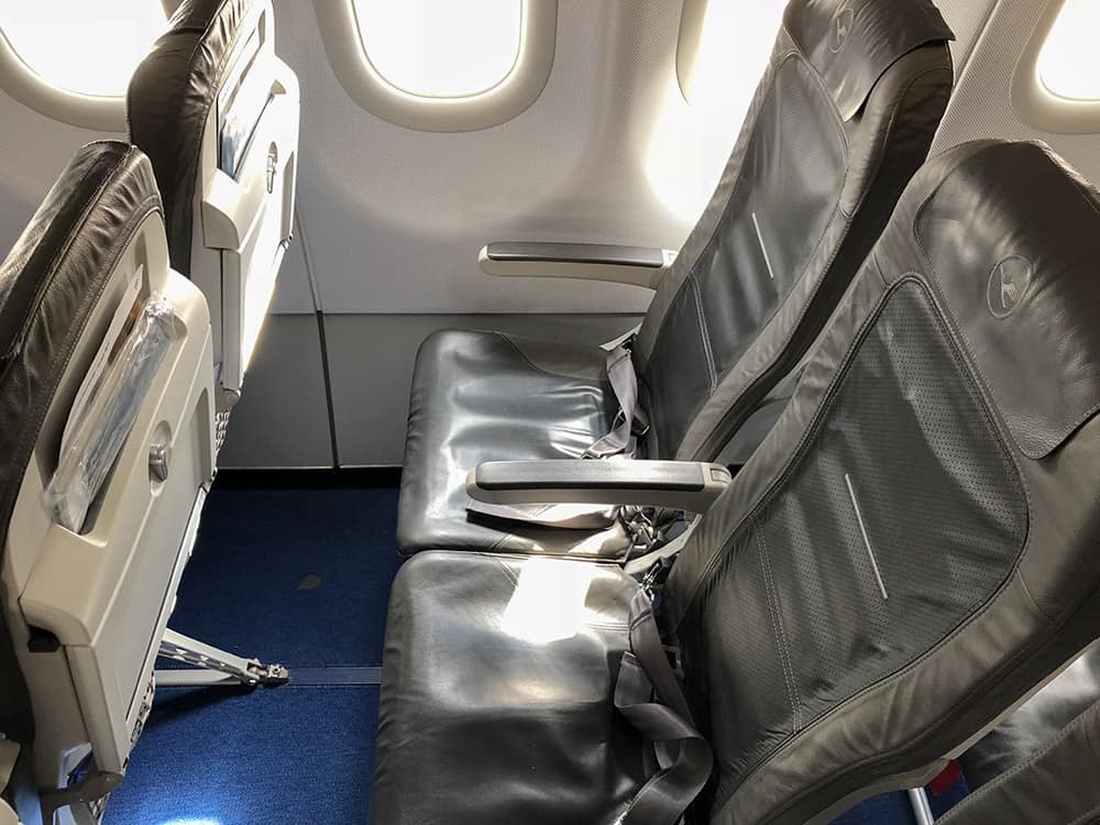 Lufthansa A320 Standard Seat