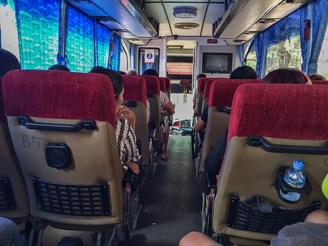 Bus Vientiane to Udon Thani